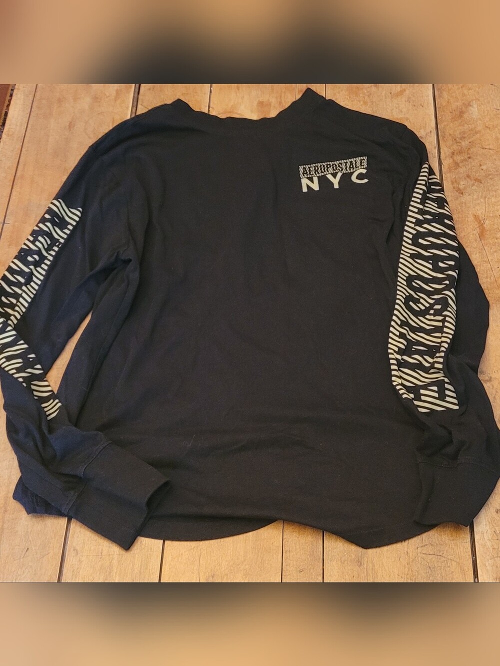Aeropostale NYC Black Long-Sleeve Shirt